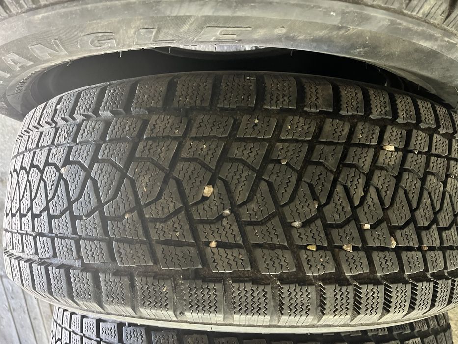 Зимние шины Triangle 235/55 R18