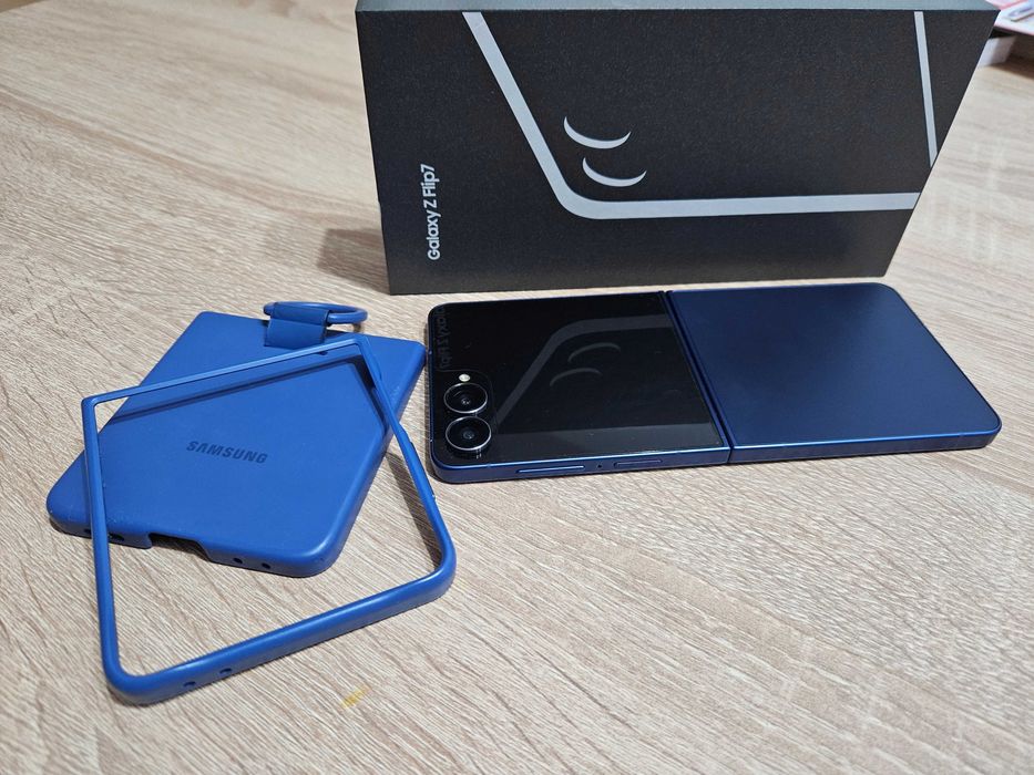 Samsung Galaxy Z Flip 7, 512GB, Navy blue