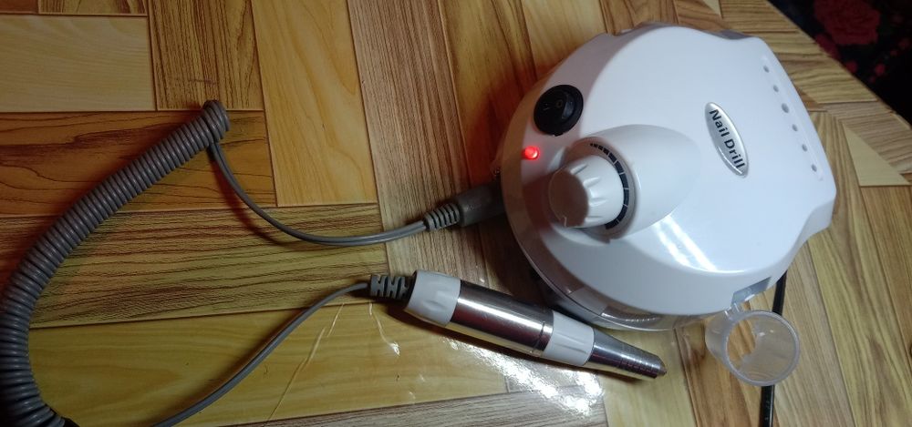 Машинка для маникюра