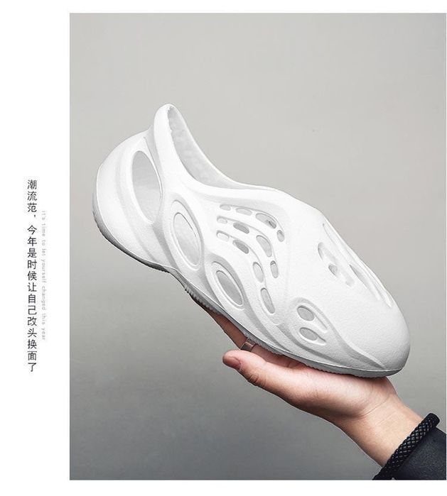 Продам шлепанцы новую