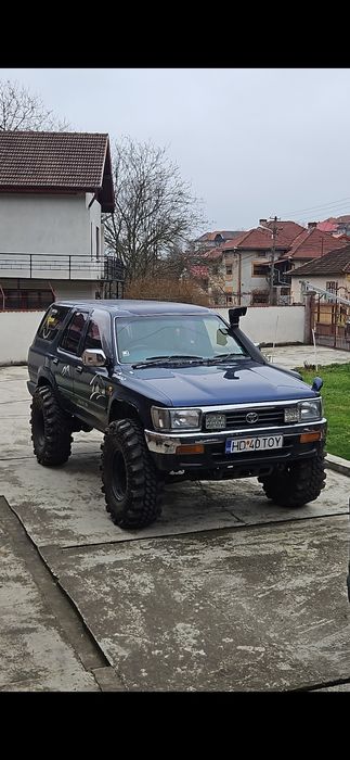 Toyota hilux surf automat