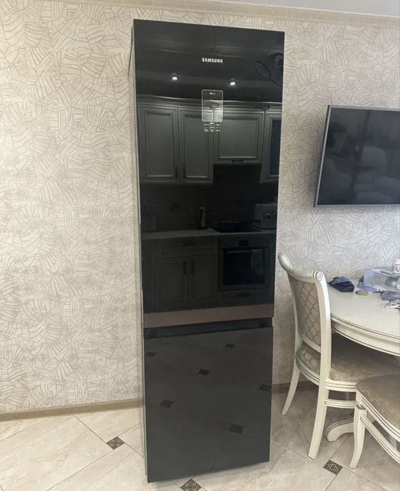 Холодильник Samsung