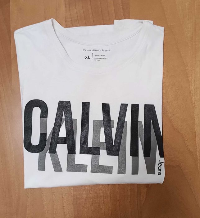 Calvin Klein®-Много Запазена