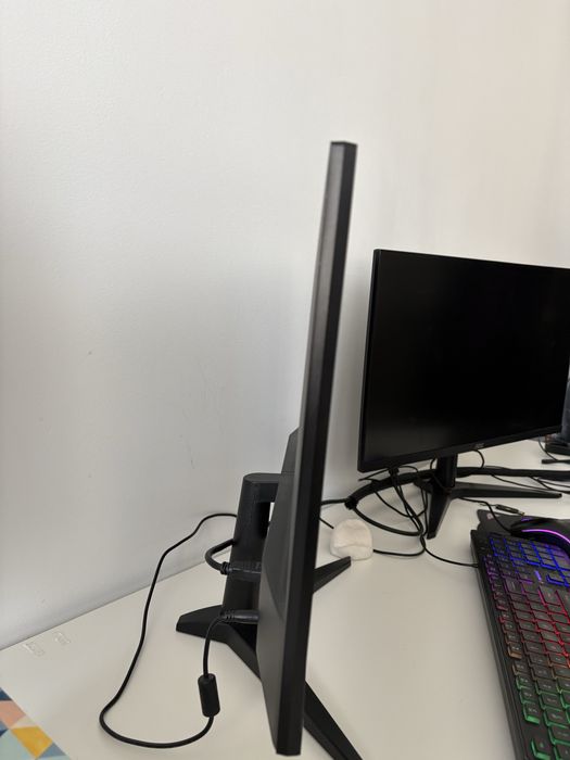 Monitoare Aoc 24”