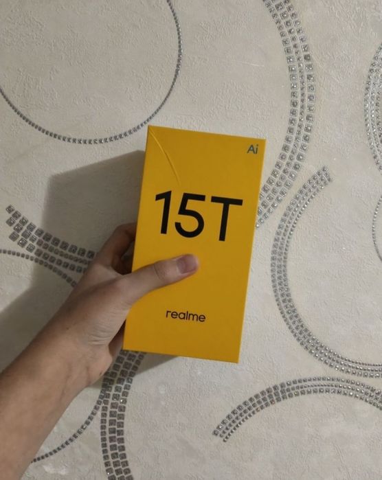 Realme 15t новый 8/256
