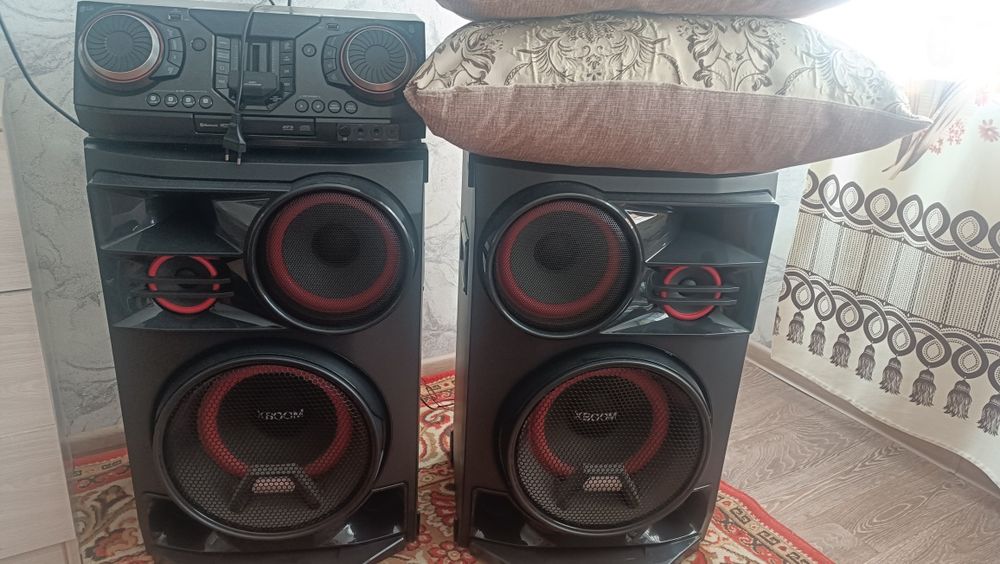 Продам акустику LG CL98