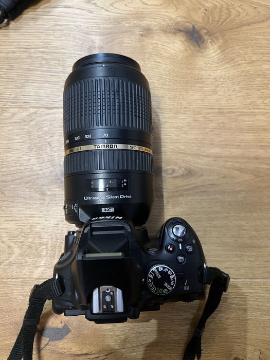 Nikon D5100 + Tamron SP 70-300mm + accesorii