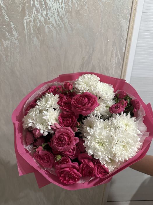 гүлдер 3000 мен 6000 арасында