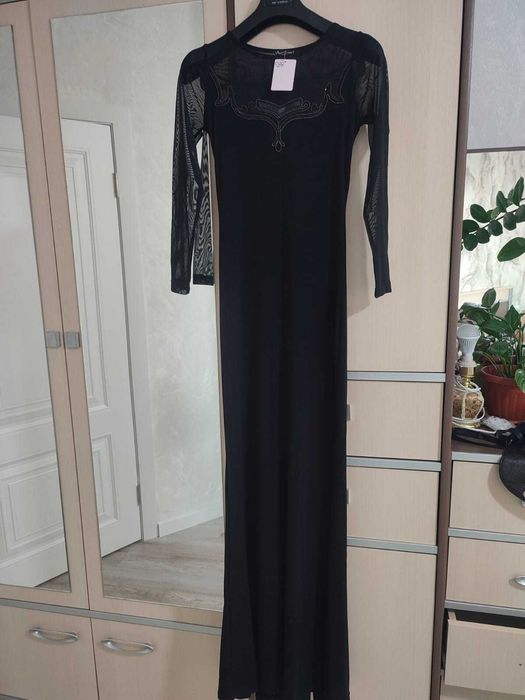 Продам нарядное платье