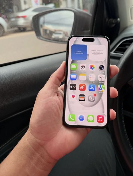 urgent iphone 15 128 gb