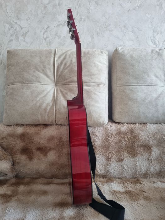 Гитара акустическая новая