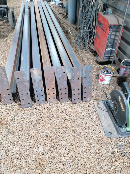 Vând hale structuri metalice, construim si montam la fata locului