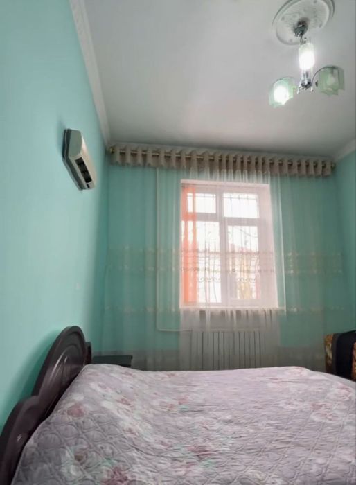 Ховли сотилади. 6 сотих. Коттедж саехат