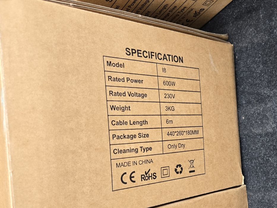 YISORA I8 Прахосмукачка 6-в-1 с 6m кабел