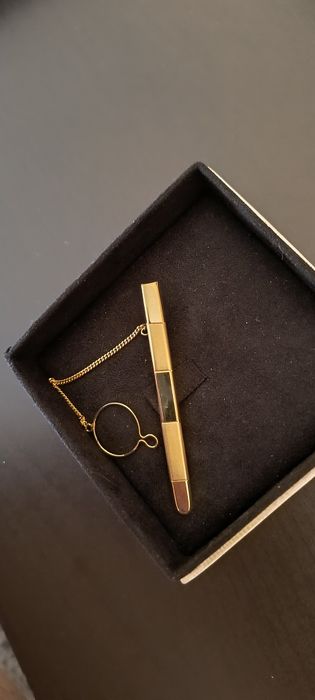 Игла за вратовръзка (златна)