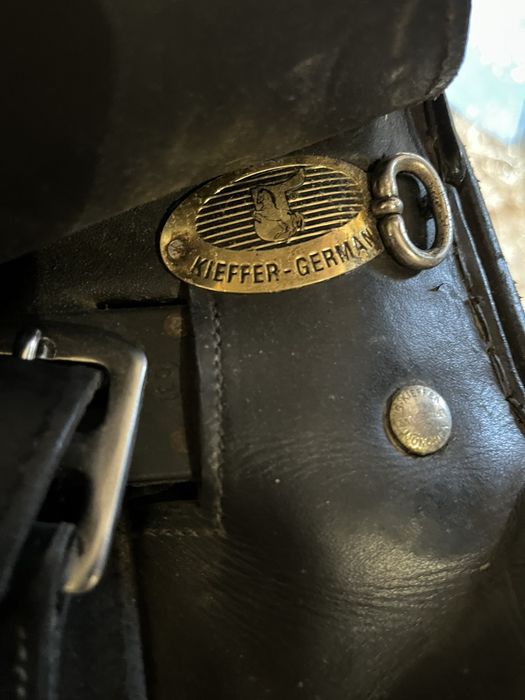 Продавам Kieffer седло за обездка 18'