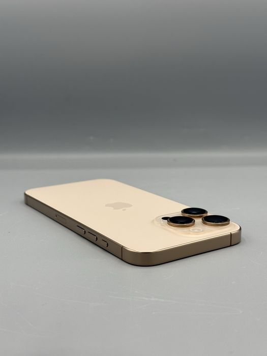 iPhone 16 Pro Max | 256 GB | Baterie 94% | Desert Titanium | Garantie