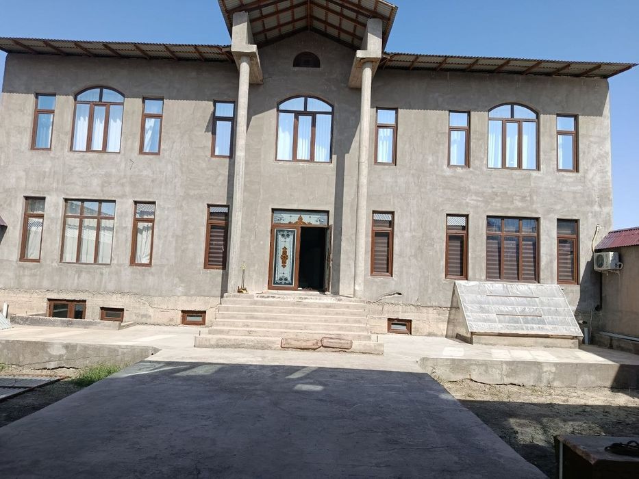 Srochno uy(uchaska) sotiladi. 6 sotix