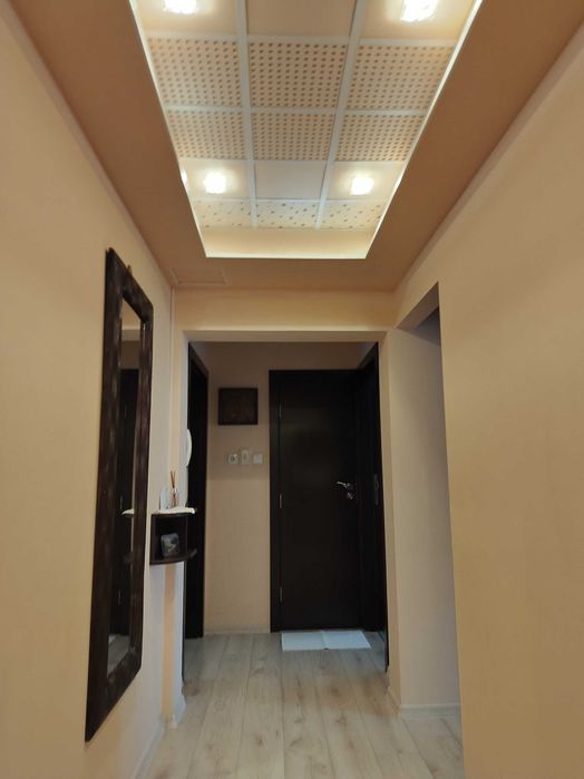 Нощувки Варна.Тристаен ап с безплатни парко места.