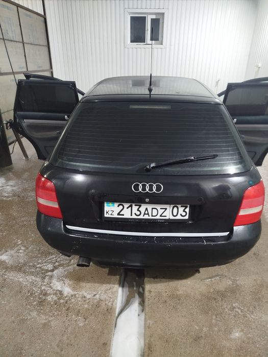 Продам хорошую машину