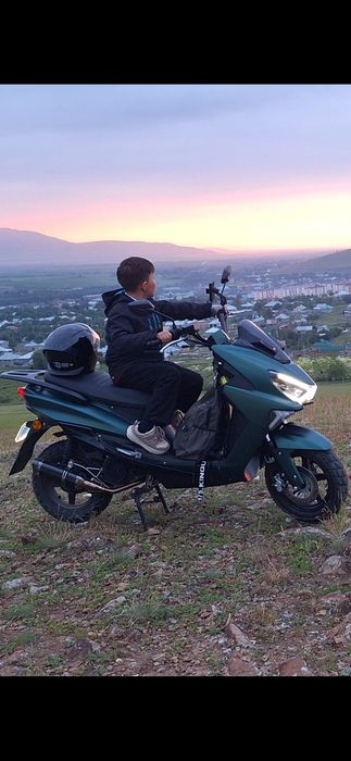 Макси Liya 150сс