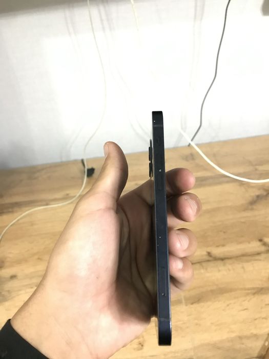 Iphone 12 128/73 без ремонта