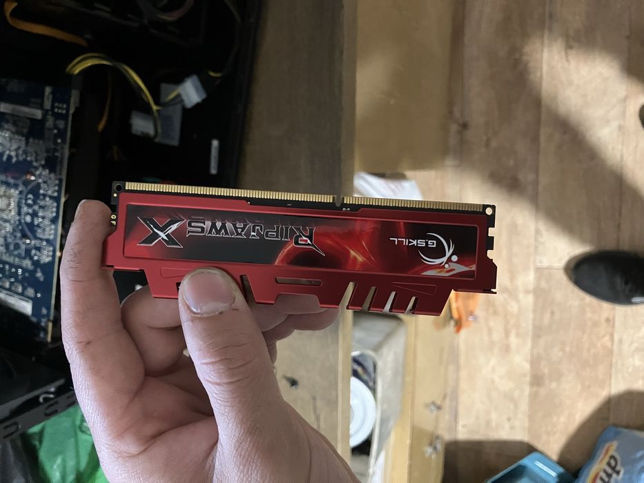 Настолен Компютър 16 ram 256 ssd