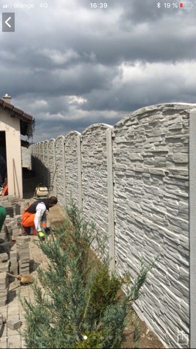 Garduri din Beton placi si stalpi