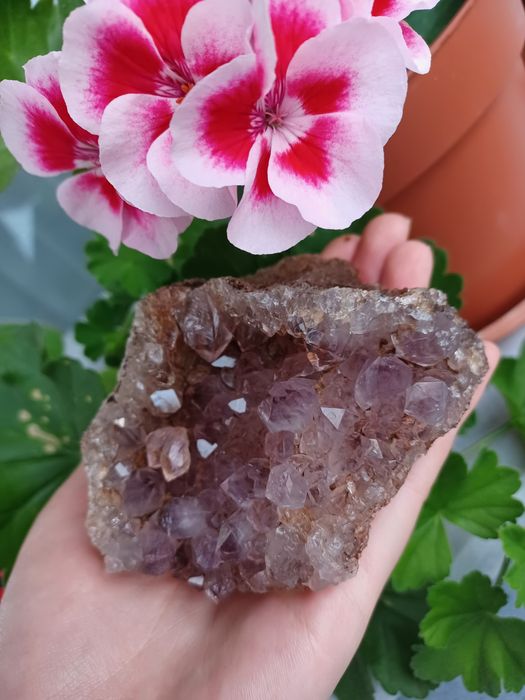 Аметист минерал от Родопите