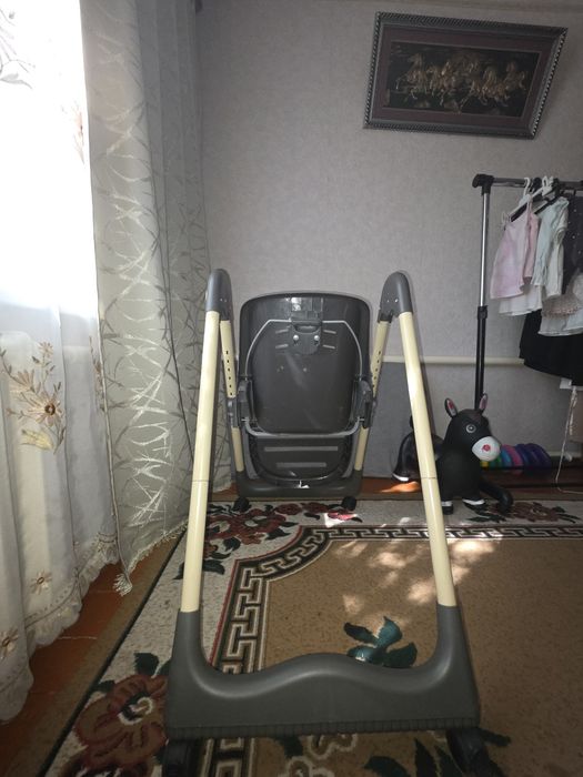 Столик для кормления