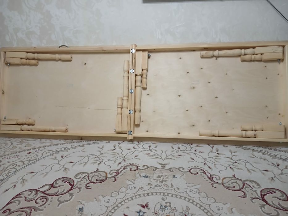 Продам Стол трансформер длина 3 метров