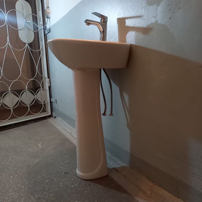 Продам раковину б/у