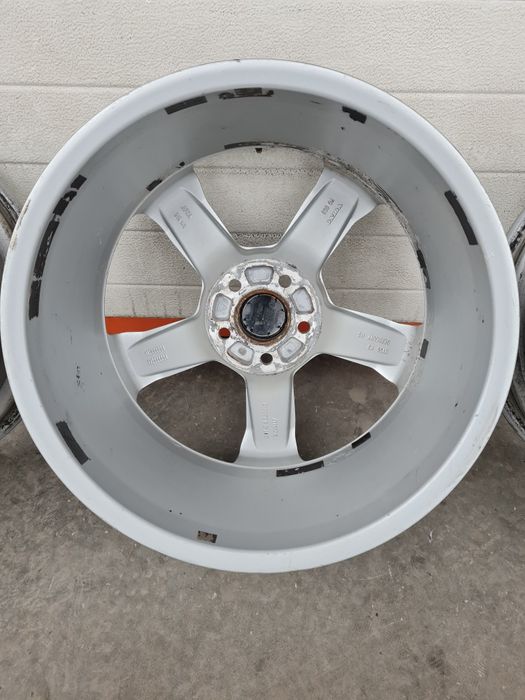 Оригинални джанти за ВОЛВО ФОРД VOLVO FORD R18 5x108 ET55 8J