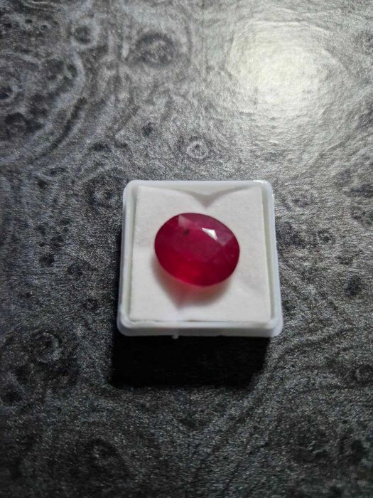 Natural Ruby (натуралний рубин)