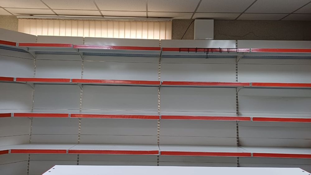 Продам торговые стеллажи