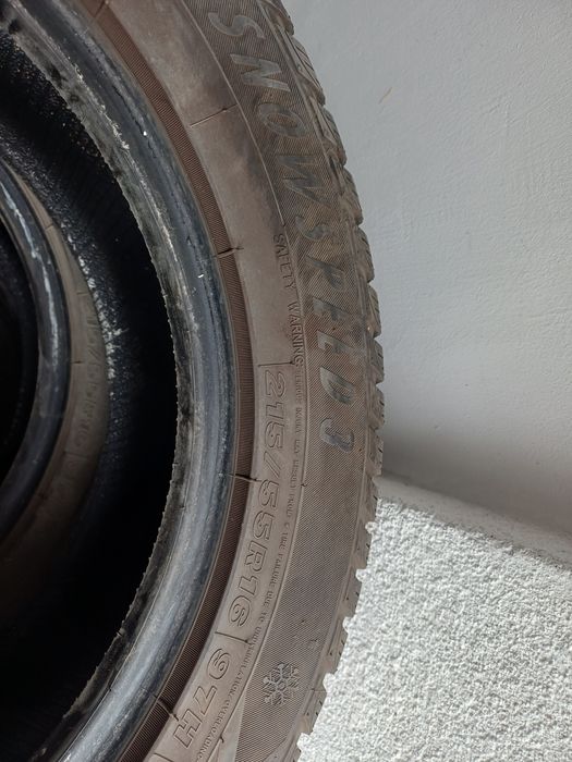 Автомобилни гуми 215/55/16