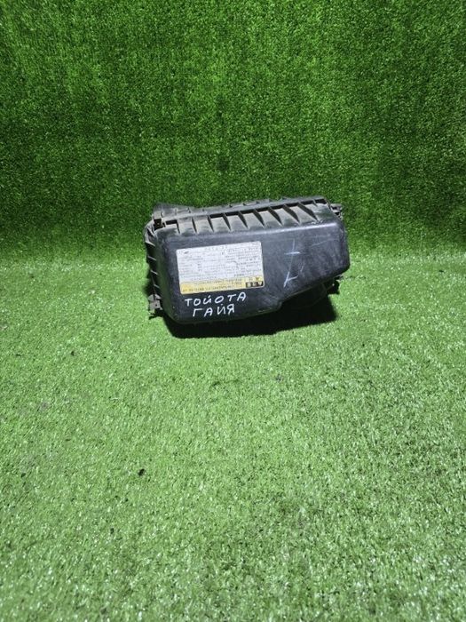 Корпус воздушного фильтра Тойота Гайя Gaia