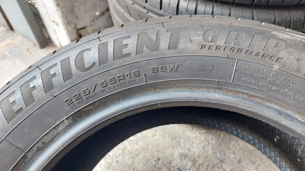 Летни гуми 225/55/16 Goodyear Efficient Grip Performance 4 броя