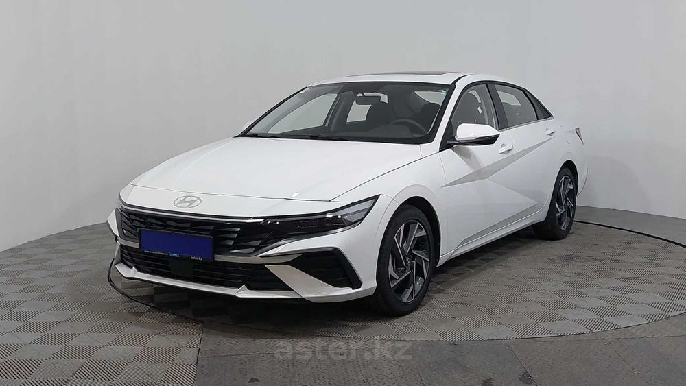 Hyundai Elantra 2024 в аренду