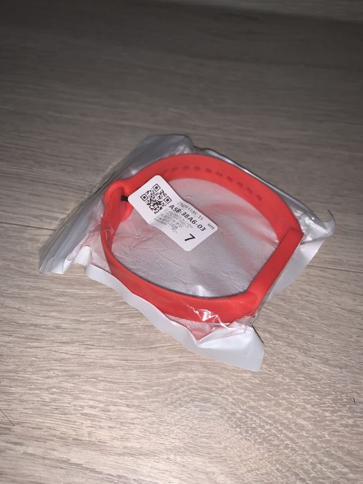 Curea pentru bratarile MiFit6