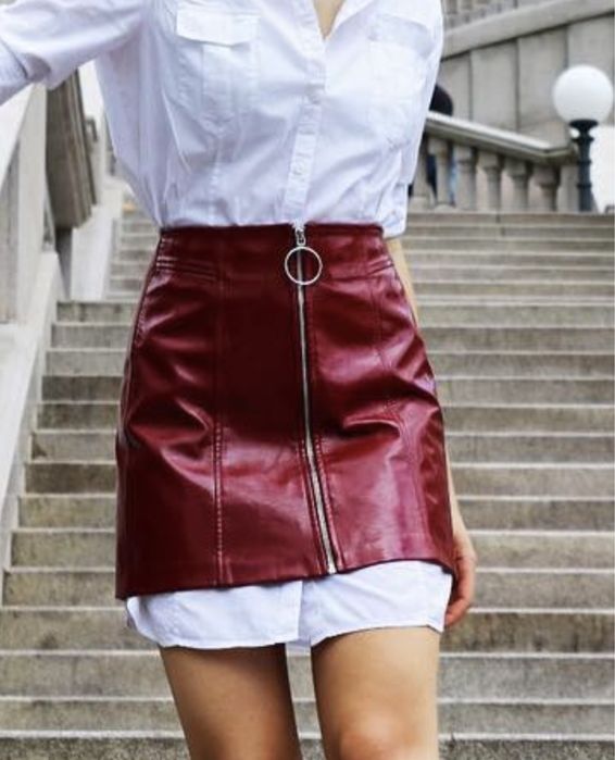 Fusta rosie S Stradivarius