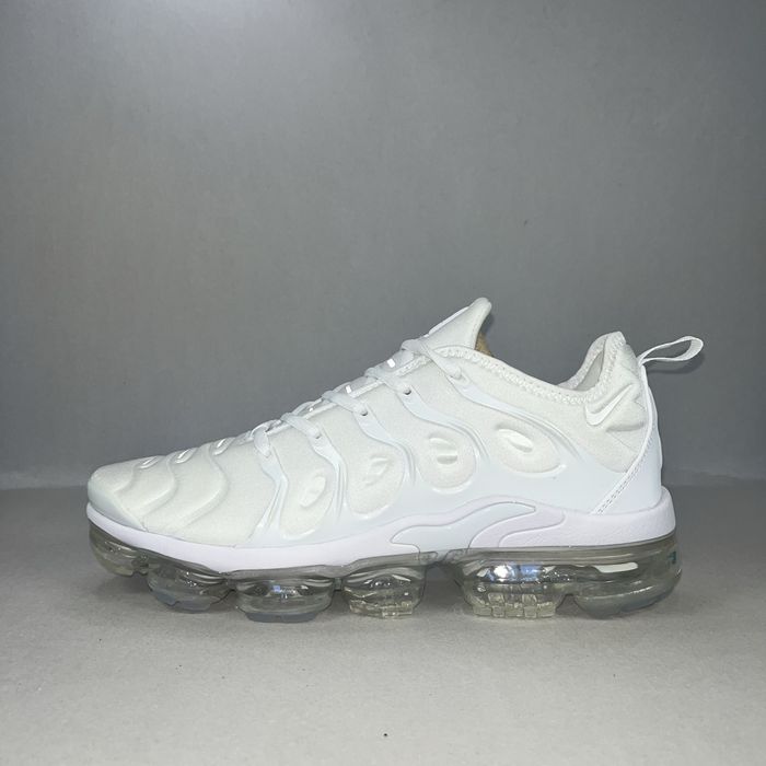 Nike Vapormax Plus "Triple White"! НОВИ!