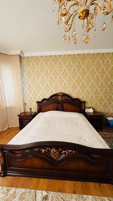 Спальный гарнитур в