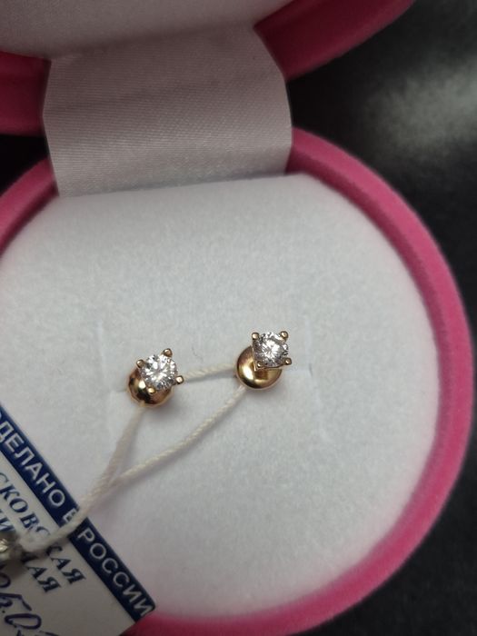 Новые золотые серьги - пусеты