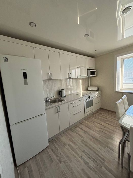 3 комнт, 8/9, 50кв