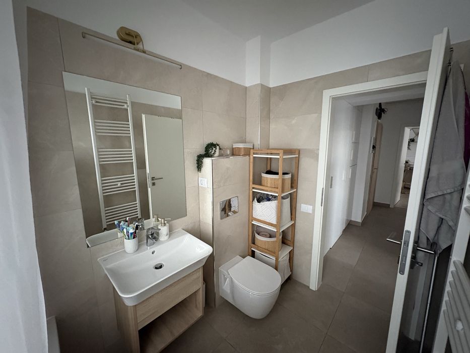 Apartament 3 camere de vanzare