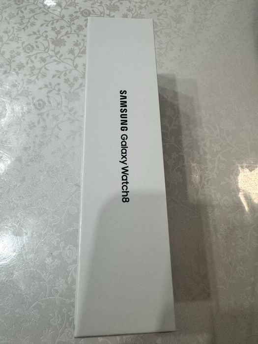 Часы Samsung Galaxy Watch 8 новые
