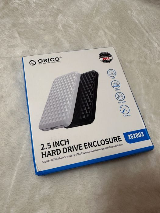 ORICO 2.5 INCH Hard Drive  nou