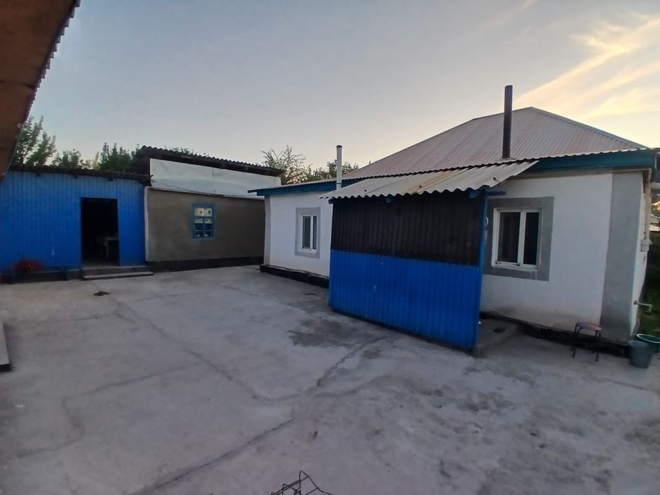 Үй сатылады хабарласыңыздар