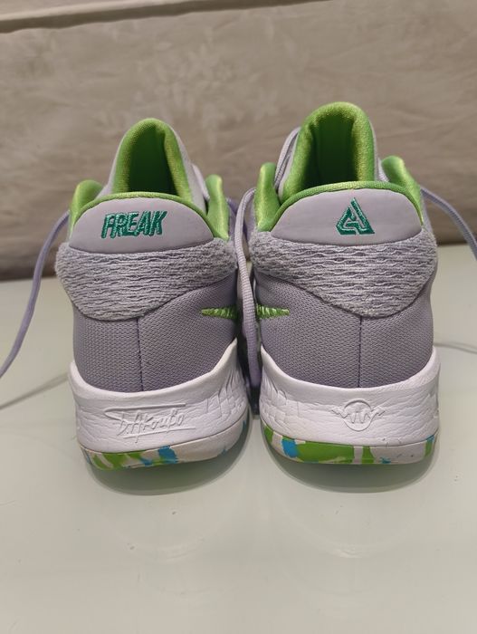 Nike Zoom Freak 4 Баскетболни маратонки
